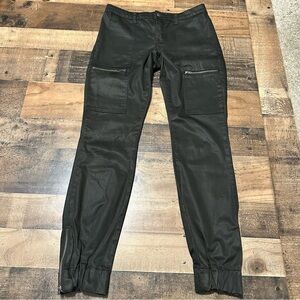 Henry & Belle Ankle Zip Cargo Pants